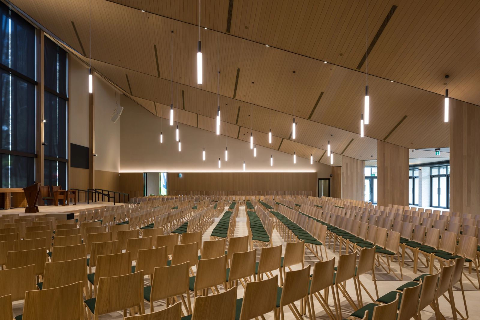 InnoCeil ceiling sweeping the length of the chapel